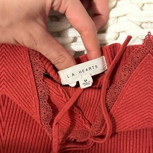 LA HEART RED CROP TOP